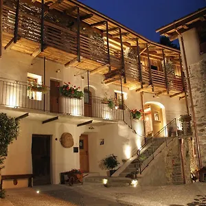 Del Castello 2*, Tirano Italië